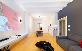Whome | Ls48 Prime Location Upscale Family Apartment